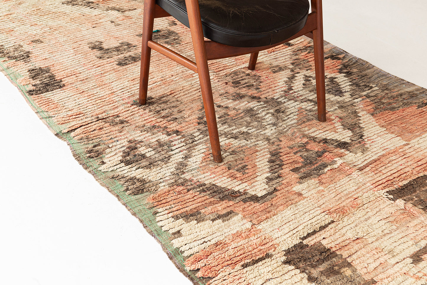 Modern Rug Image 13417 Vintage Moroccan High Atlas Tribe Rug