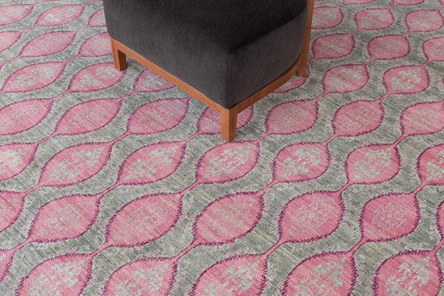 Transitional Design M Collection Dantelle