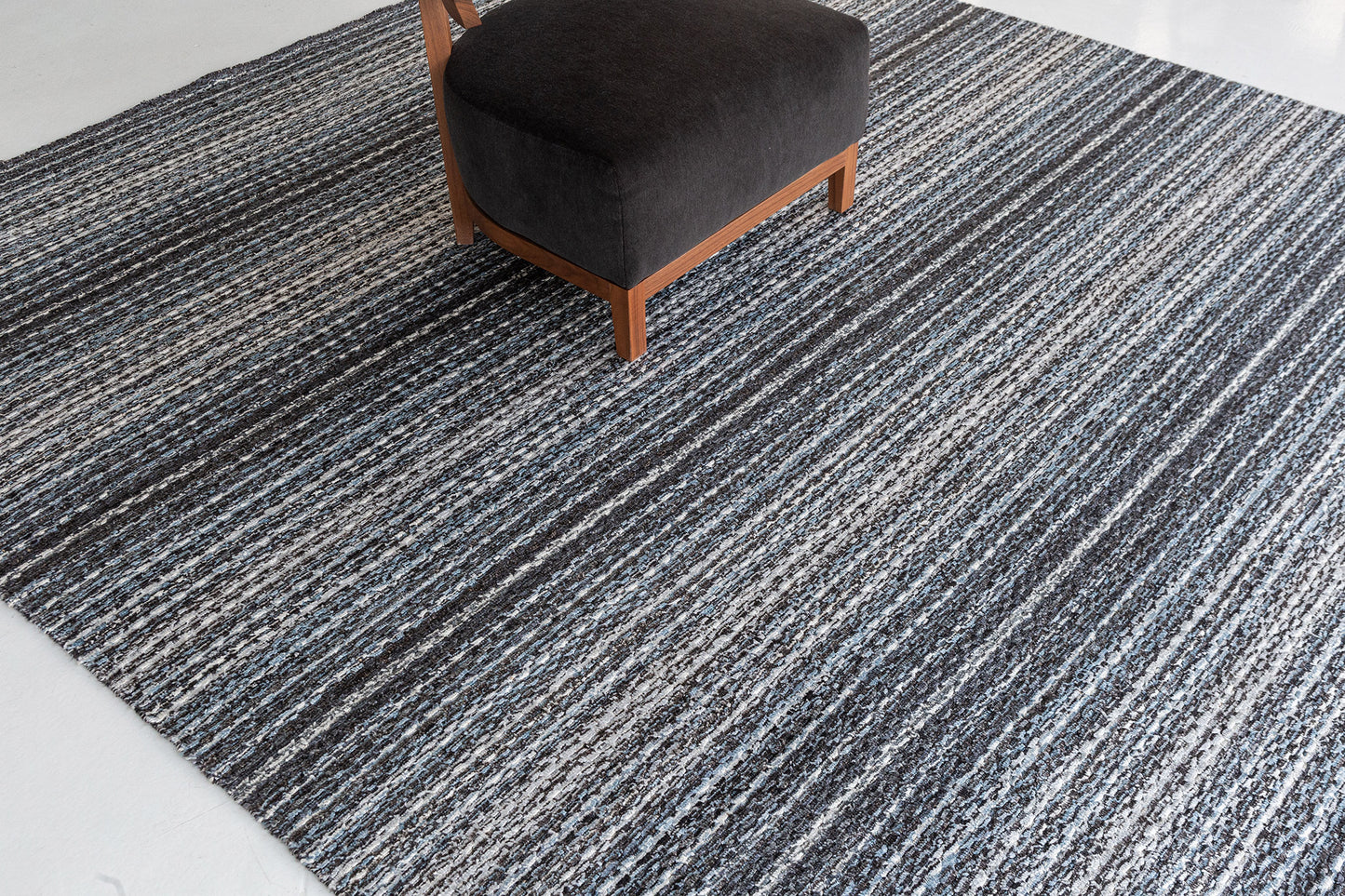 Modern Hand Loom Rug Luca Collection
