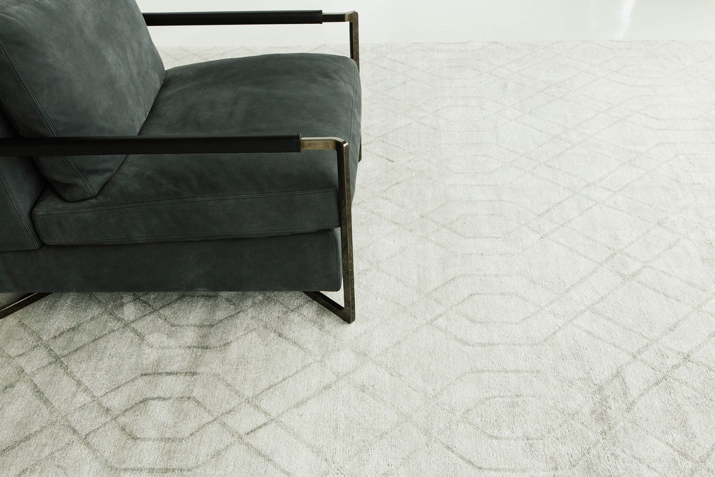 Modern Rug Image 7581 Modern Design Bamboo Silk Rug Durante