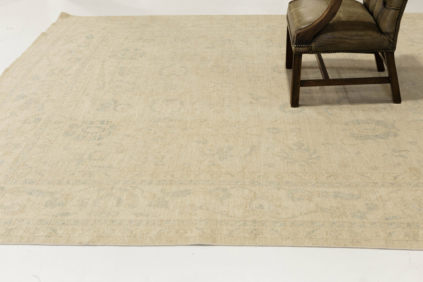 Vintage Style Safira Collection Tabriz Design Rug