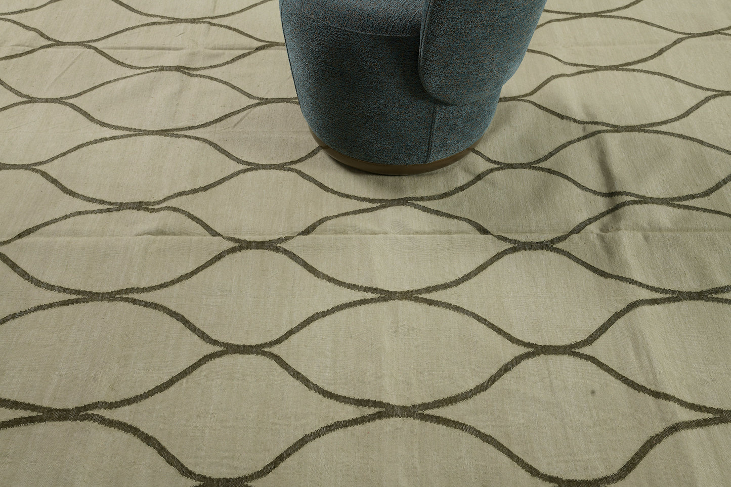 Contemporary Flat-Weave Rug Cielo Collection Valla Grasshopper