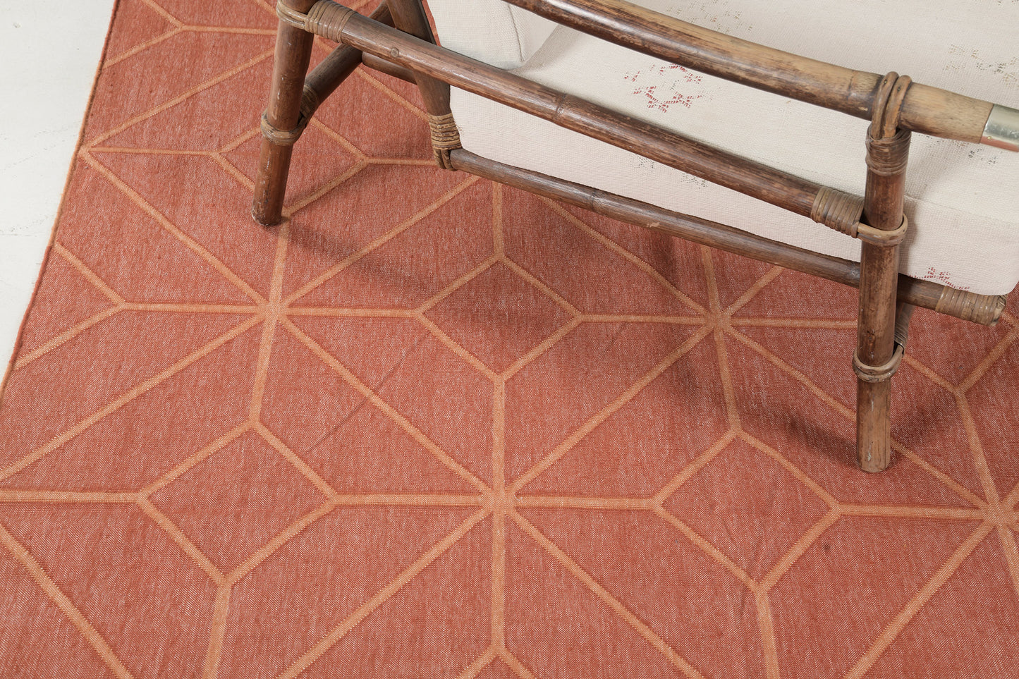 Contemporary Flat-Weave Rug Cielo Collection Diamante Tangerine