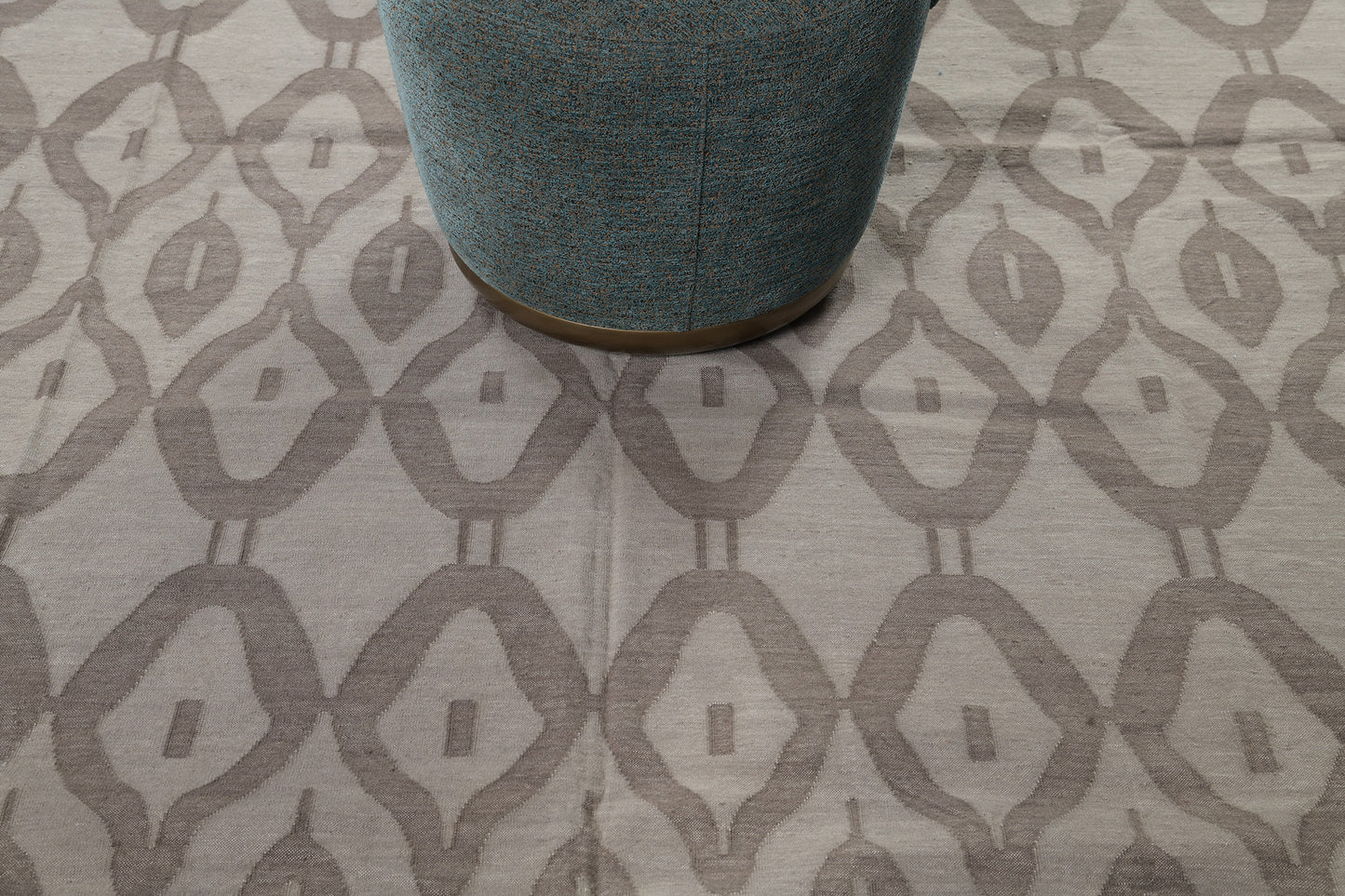 Contemporary Flat-Weave Rug Cielo Collection Zag Mocha