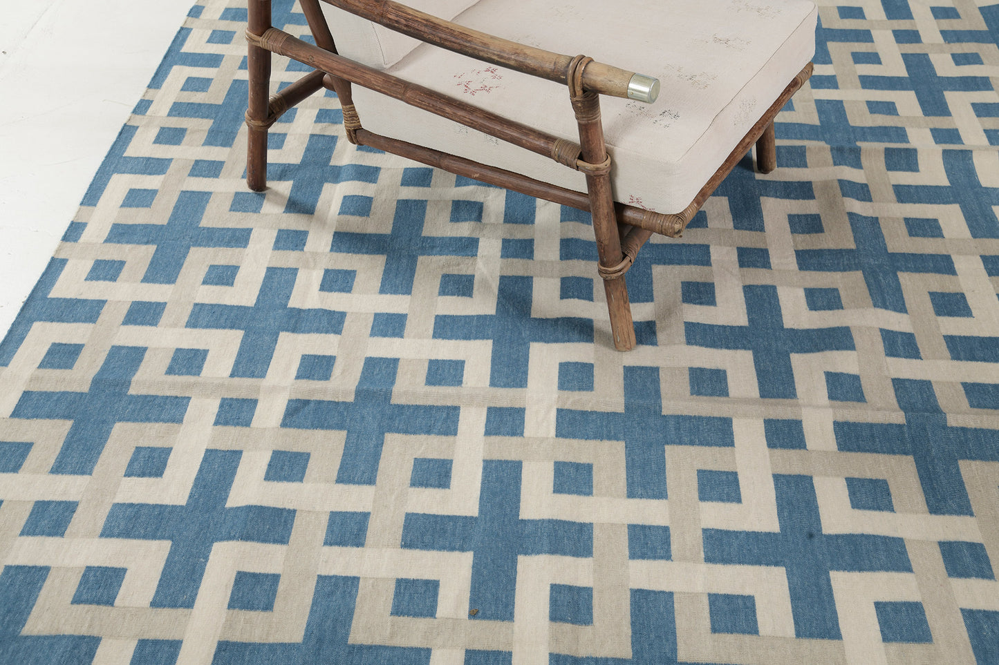 Contemporary Flat-Weave Rug Cielo Collection Estera Peacock