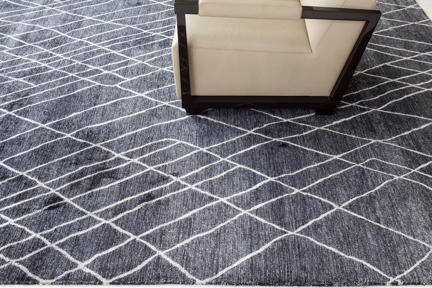 Modern Rug Image 13962 Windward, Elan Collection