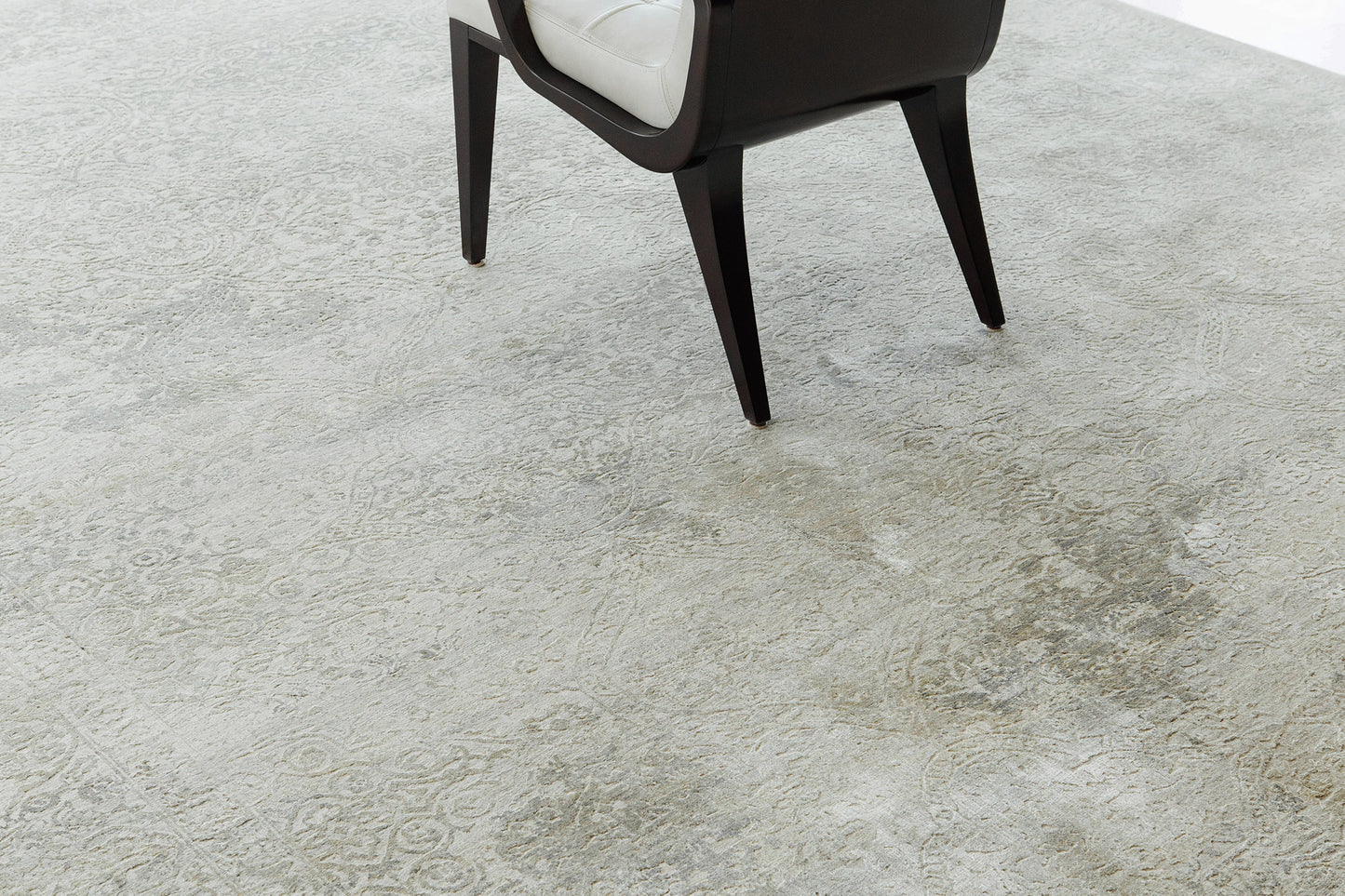 Transitional Design Rug Allure Delenda