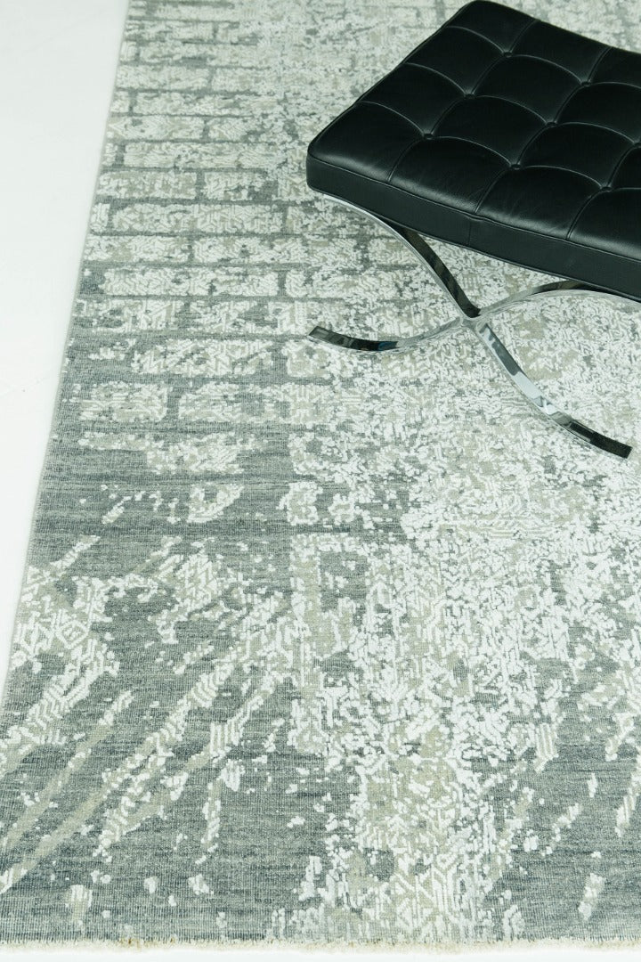 Modern Design Mezzo Collection Wool & Silk Embossed Rug Kalena