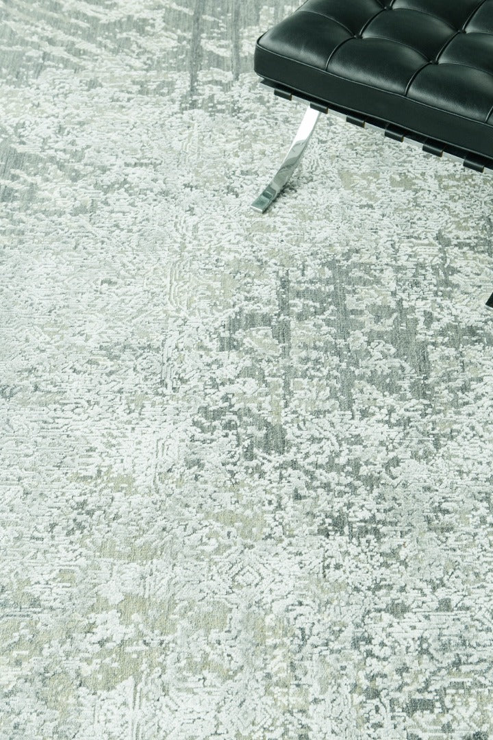 Modern Design Mezzo Collection Wool & Silk Embossed Rug Kalena