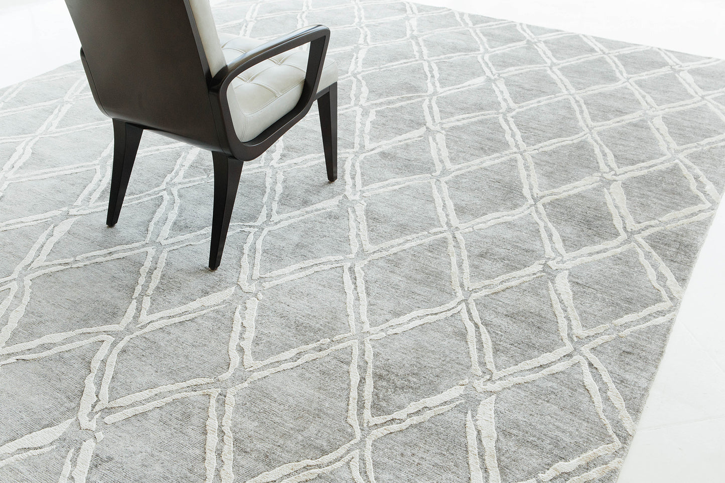 Modern Rug Image 7742 Modern Design Bamboo Silk Rug Palisade Embossed