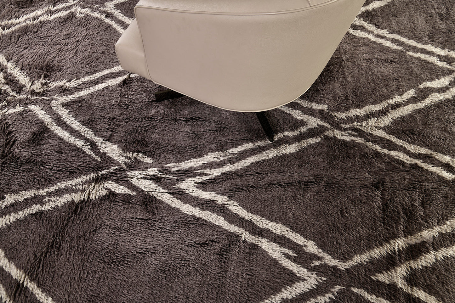 Modern Rug Image 8813 Natural Dye Moroccan Style Denali Palisade