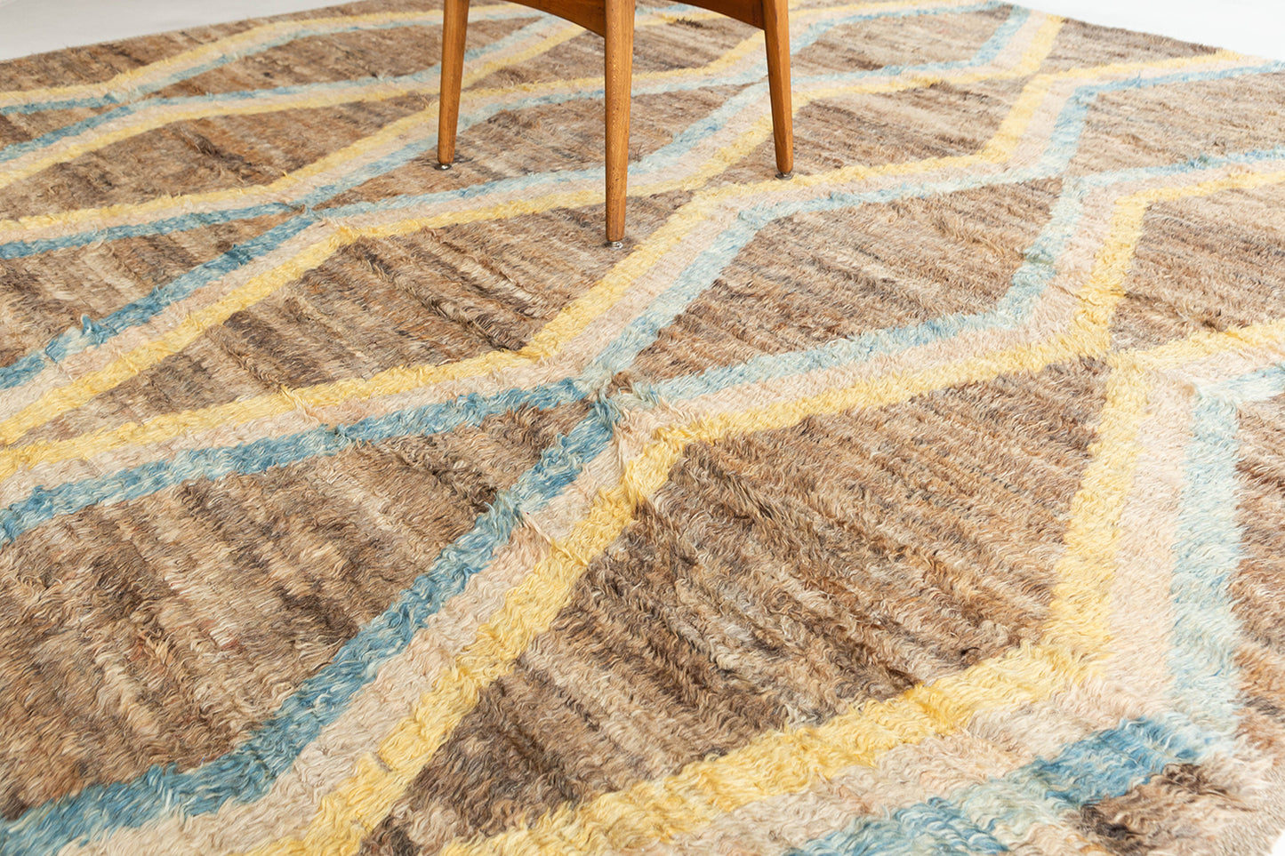 Modern Rug Image 8702 Natural Dye Moroccan Style Azilal Revival Atlas Collection