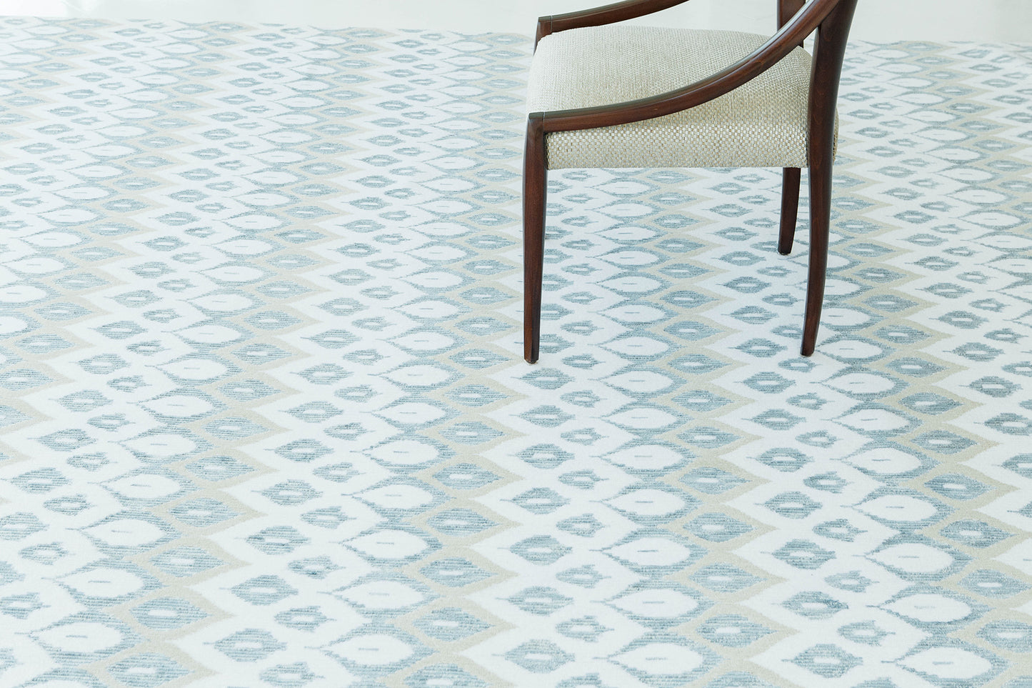 Transitional Design Rug M Collection Candela