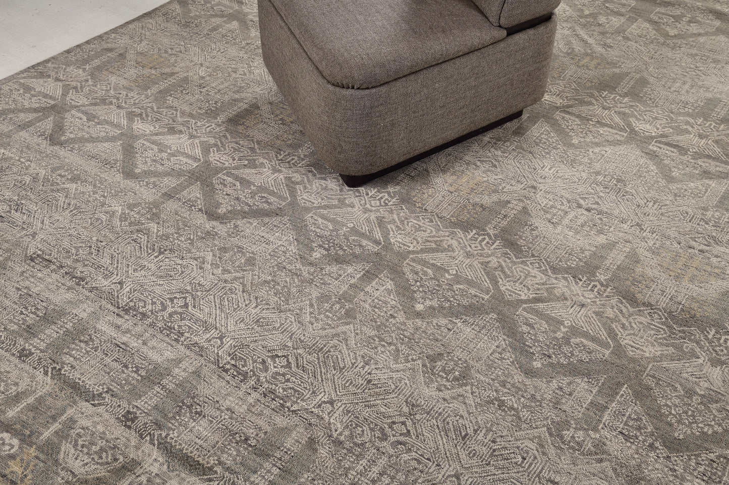 Transitional Design Rug Allure Dixson