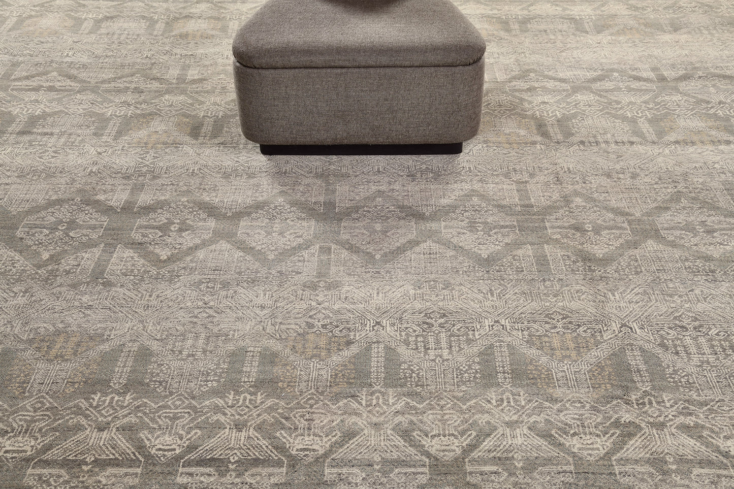 Transitional Design Rug Allure Dixson