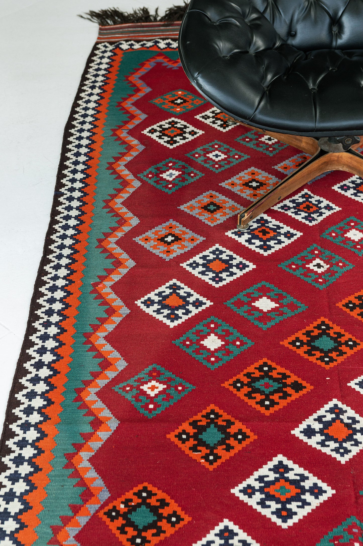 Persian Rug 3154 Vintage Northwest Persian Ghashgaei Tribal Kilim Runner 26406