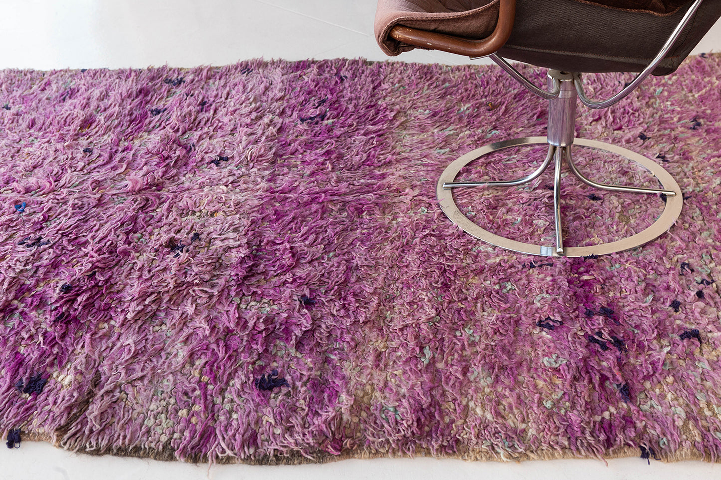 Modern Rug Image 13013 Vintage Moroccan Beni MGuild Tribe Berber Rug