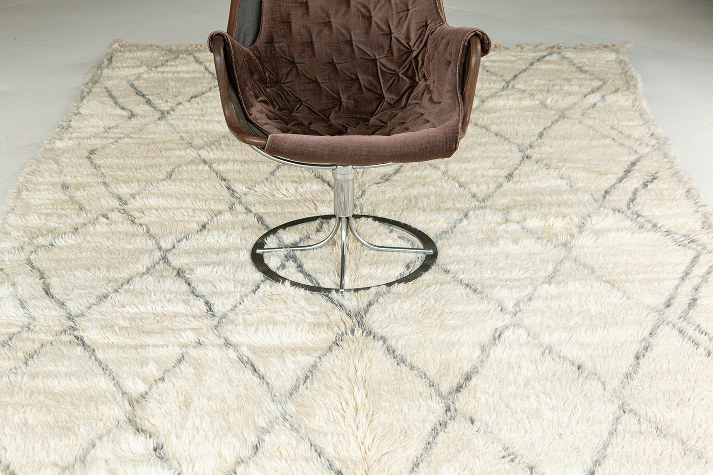 Modern Rug Image 13049 Vintage Moroccan Beni Ourain Tribe Berber Rug