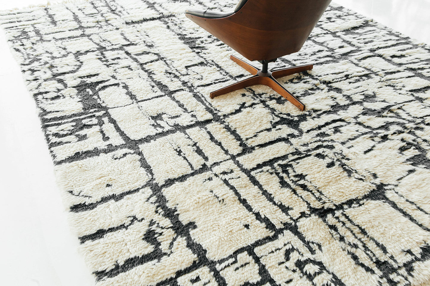 Modern Rug Image 8786 Natural Dye Moroccan Style Denali Collection MB03