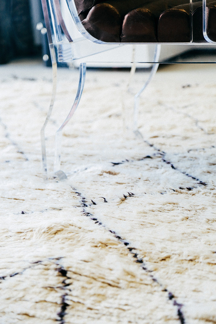 Modern Rug Image 14143 Zephyros, Atlas Collection