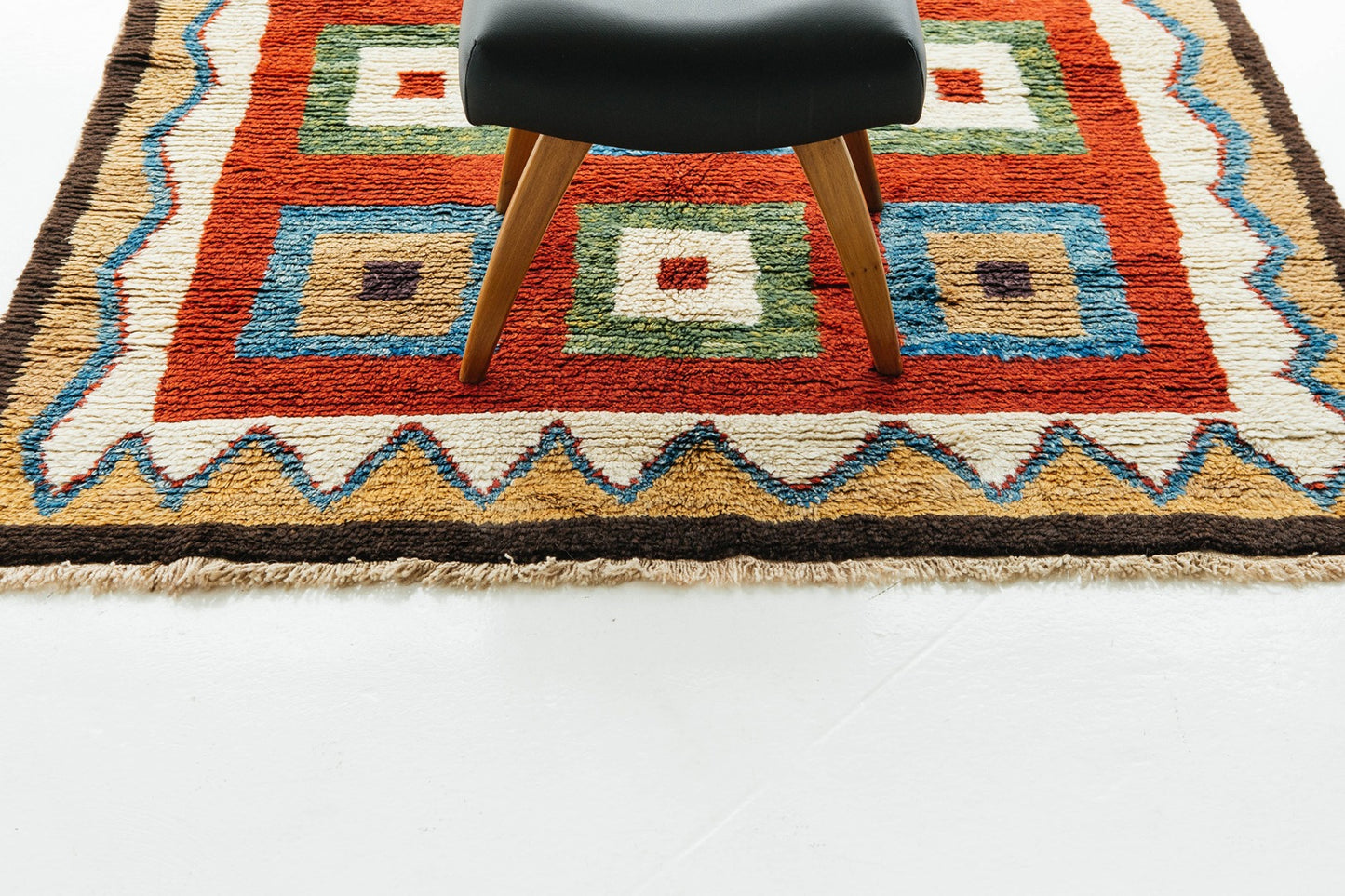 Modern Rug Image 13793 Vintage Turkish Tulu Rug