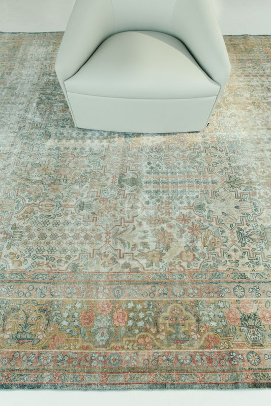 Antique Lavar Kerman