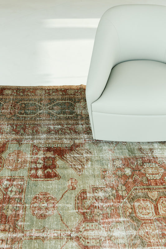 Persian Rug 1064 Antique Persian Mahal Distressed Rug 27215