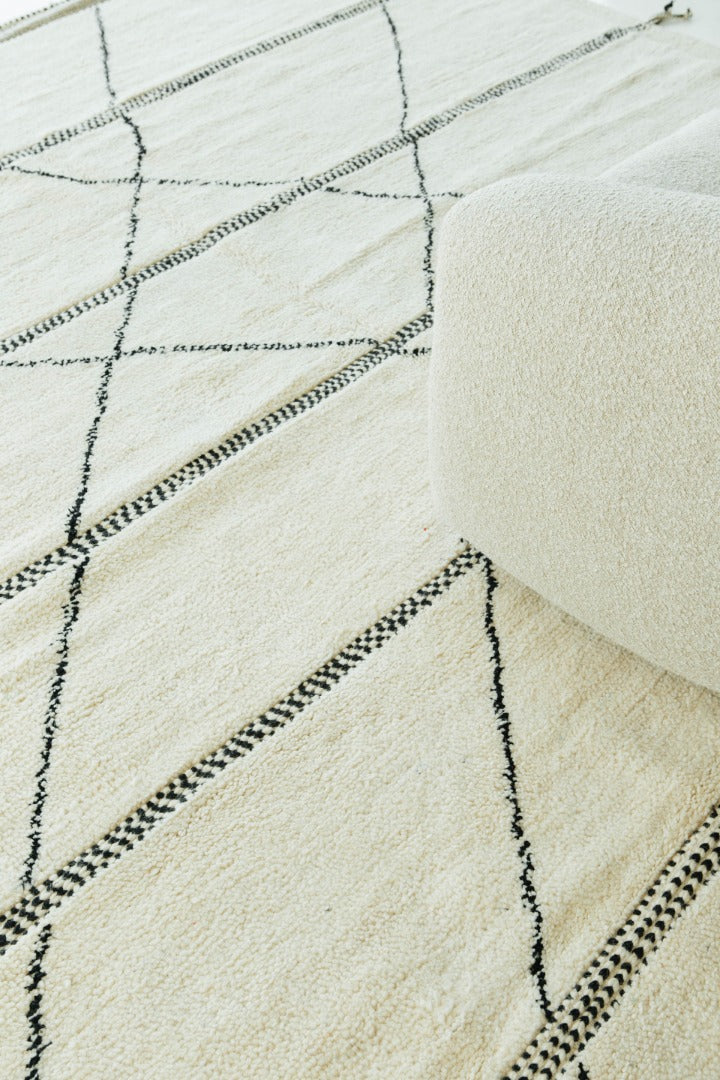 Modern Rug Image 8005 Moroccan Beni Ourain Tribe Berber Rug