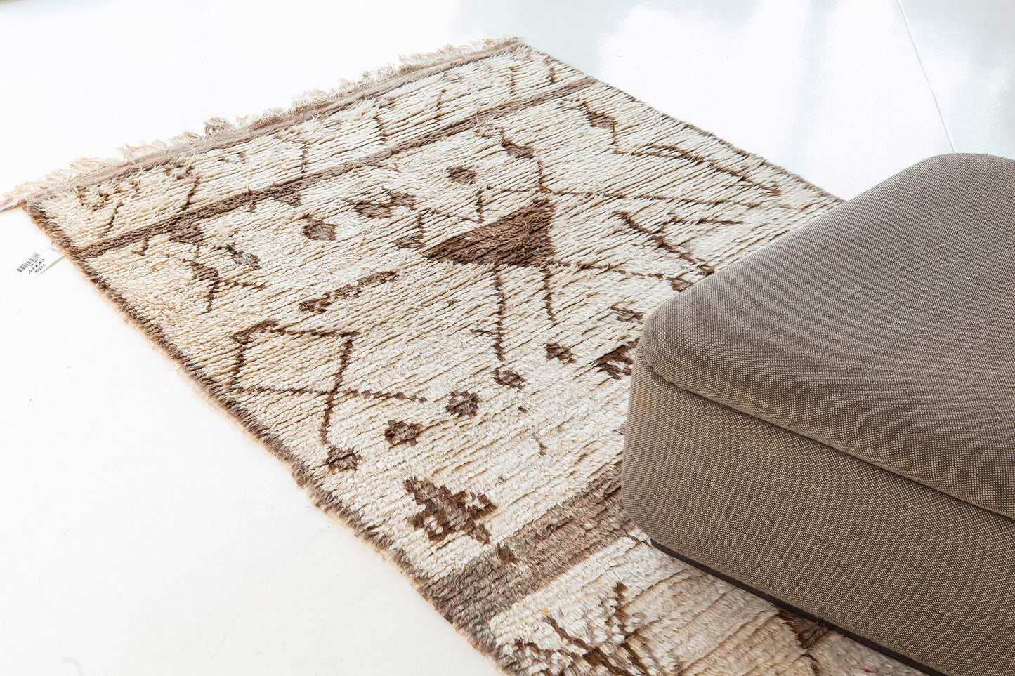 Modern Rug Image 12431 Vintage Moroccan Azilal Tribe Berber Rug