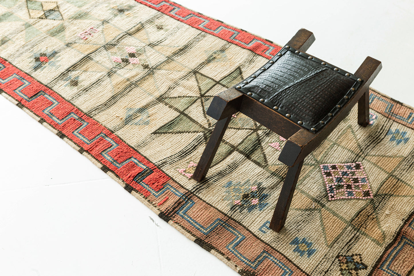 Modern Rug Image 13457 Vintage Moroccan Middle Atlas Tribe Berber Rug