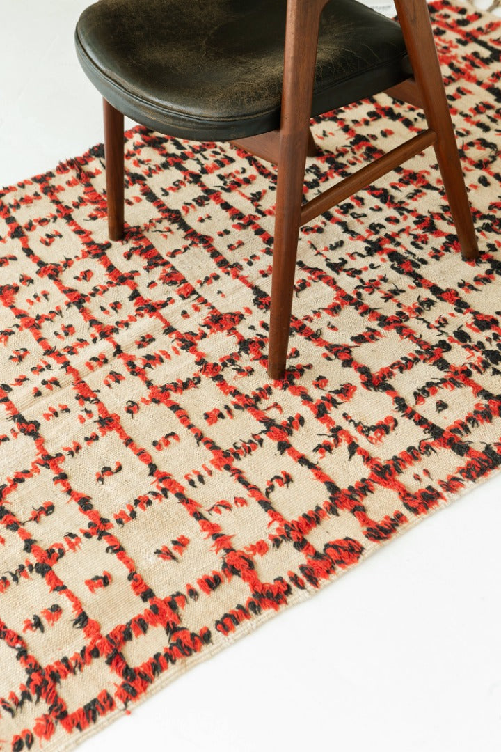 Modern Rug Image 13756 Vintage Moroccan Talsint Tribe Rug