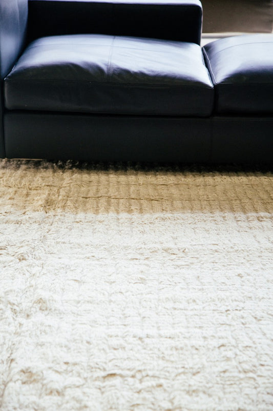 Modern Rug Image 4304 Fohn, Haute Bohemian