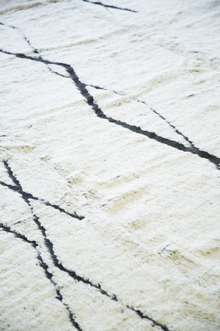 Modern Rug Image 4662 Gilavar, Haute Bohemian