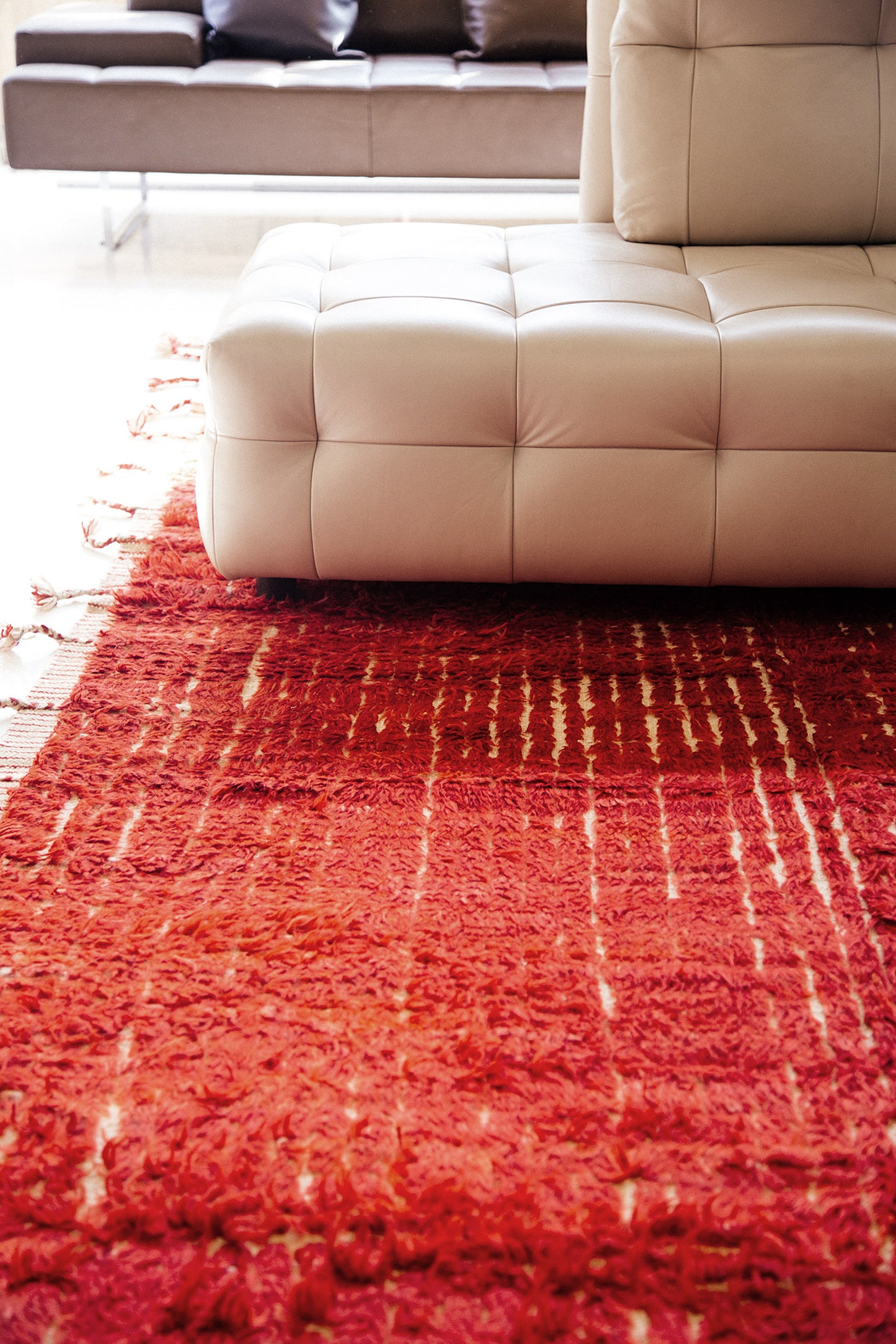 Modern Rug Image 4302 Fohn, Haute Bohemian