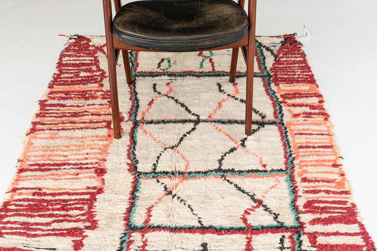 Modern Rug Image 12417 Vintage Moroccan Azilal Tribe Berber Rug