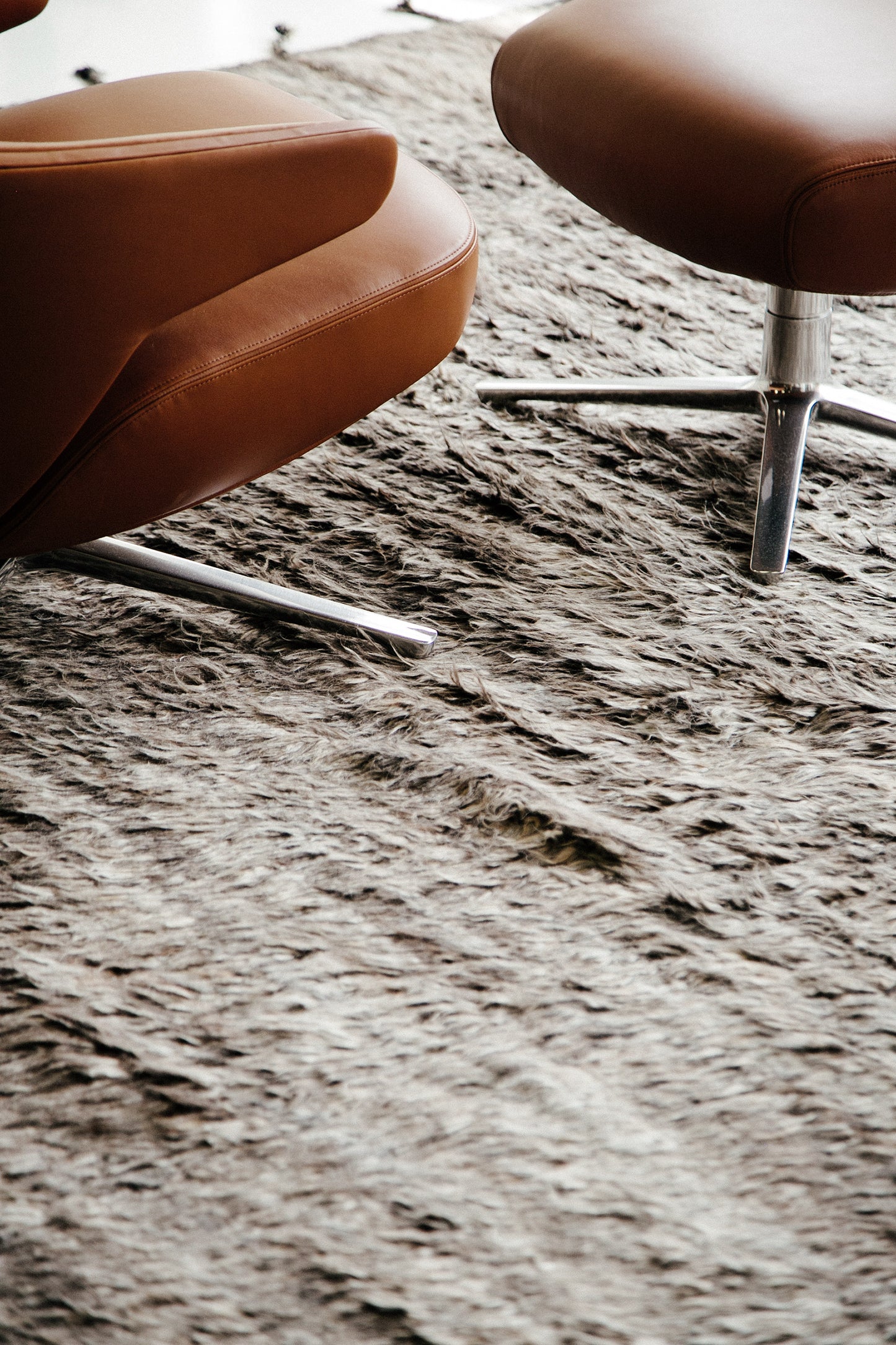 Modern Rug Image 4859 Gregale, Haute Bohemian