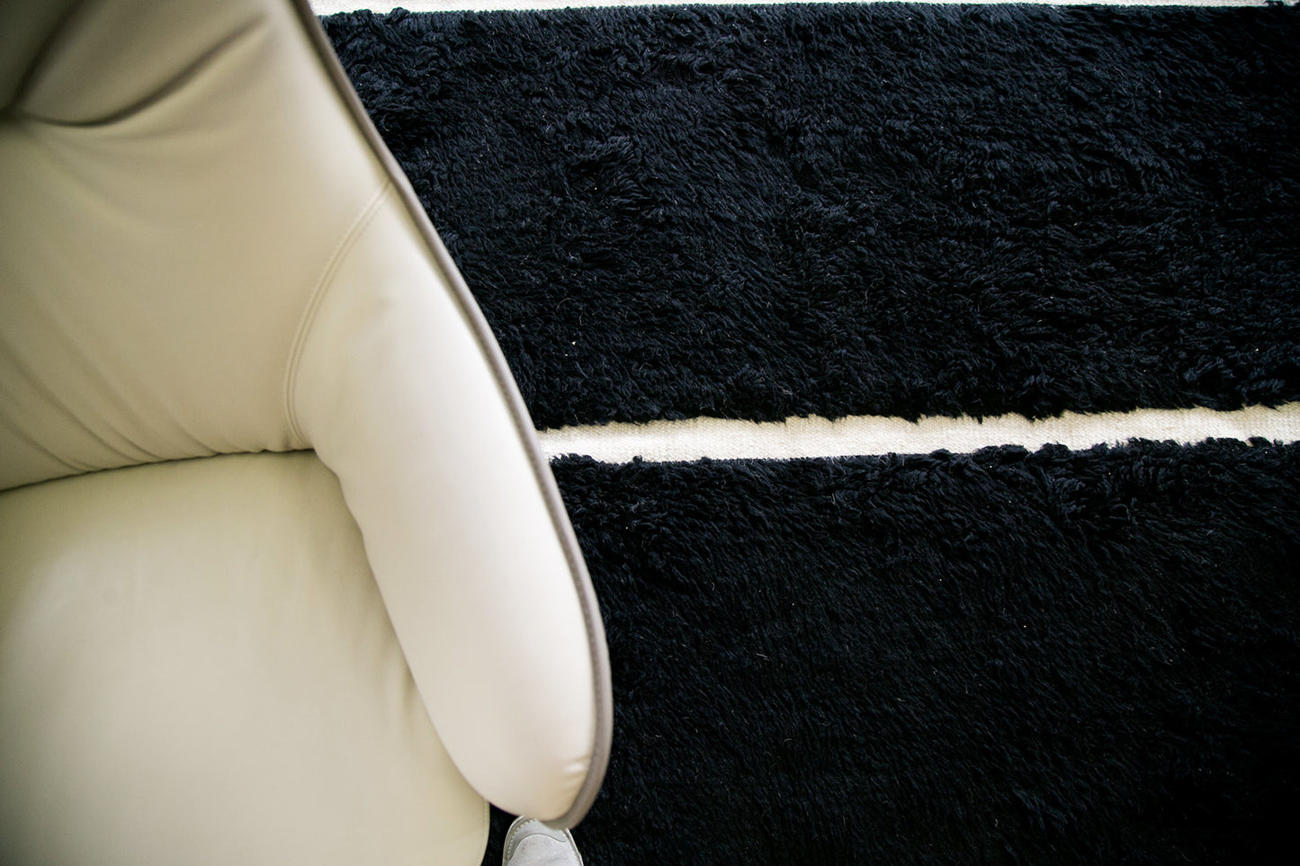 Modern Rug Image 13901 Westerlies, Haute Bohemian