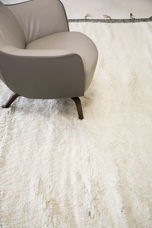 Modern Rug Image 4840 Gregale, Haute Bohemian