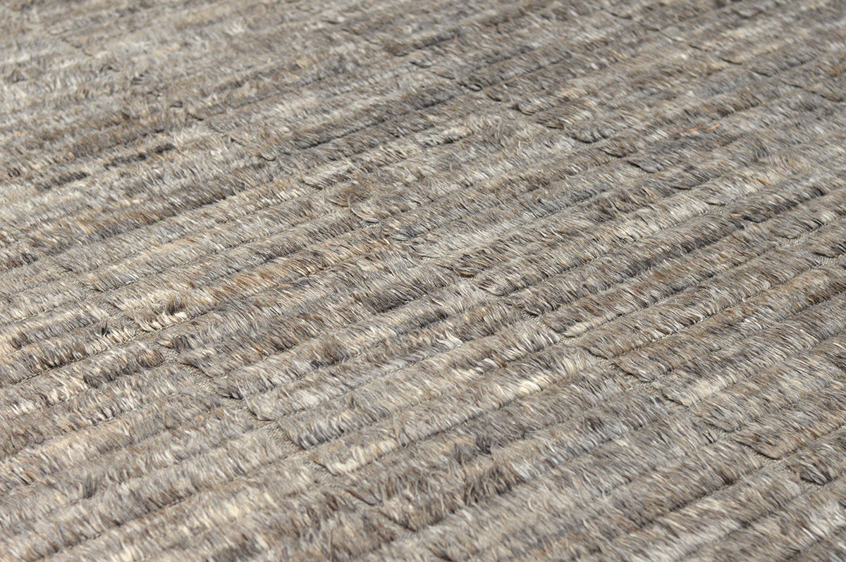 Modern Rug Image 9332 Pommie, Haute Bohemian, Bog