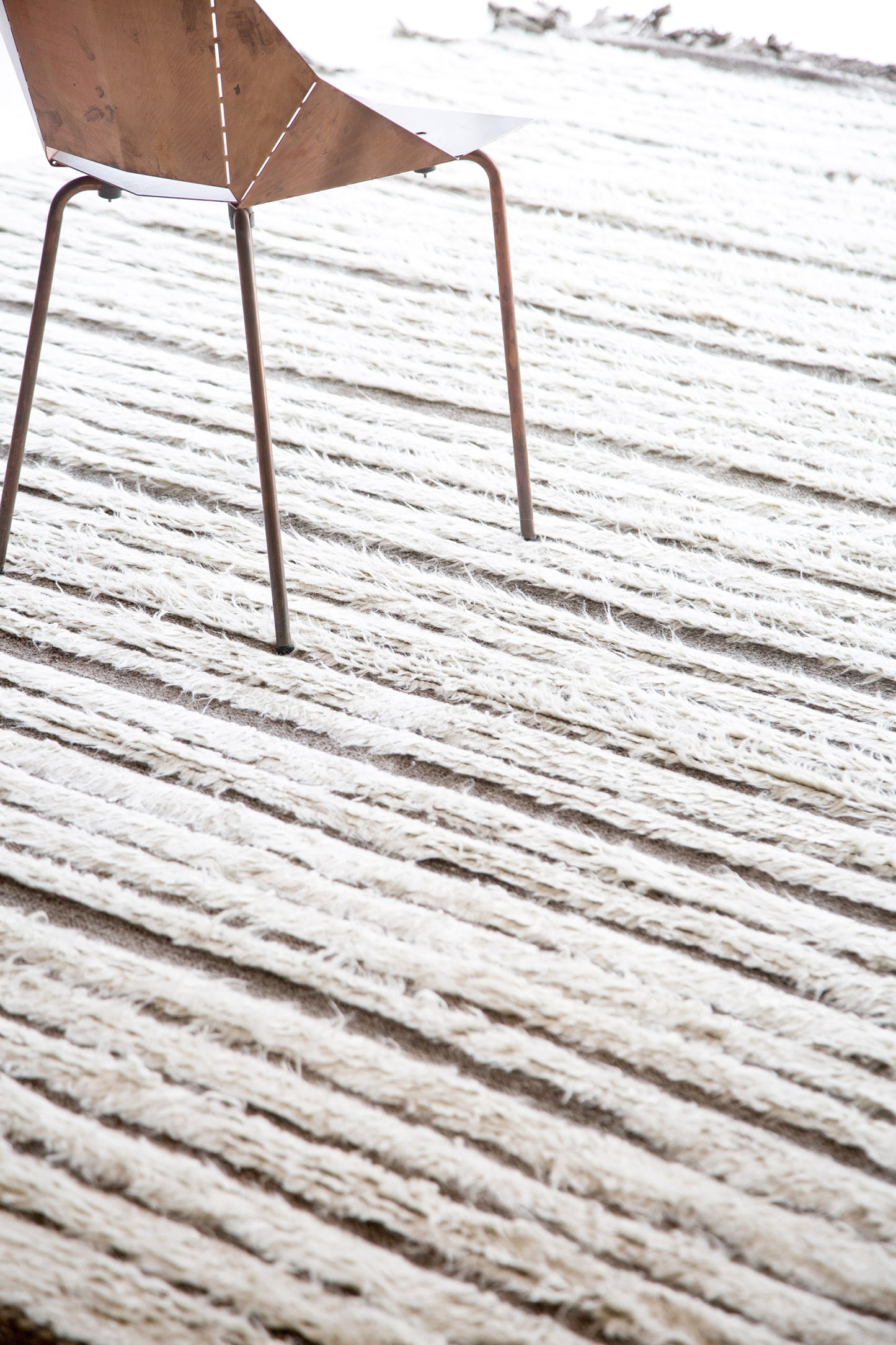 Modern Rug Image 10071 Shipca, Haute Bohemian