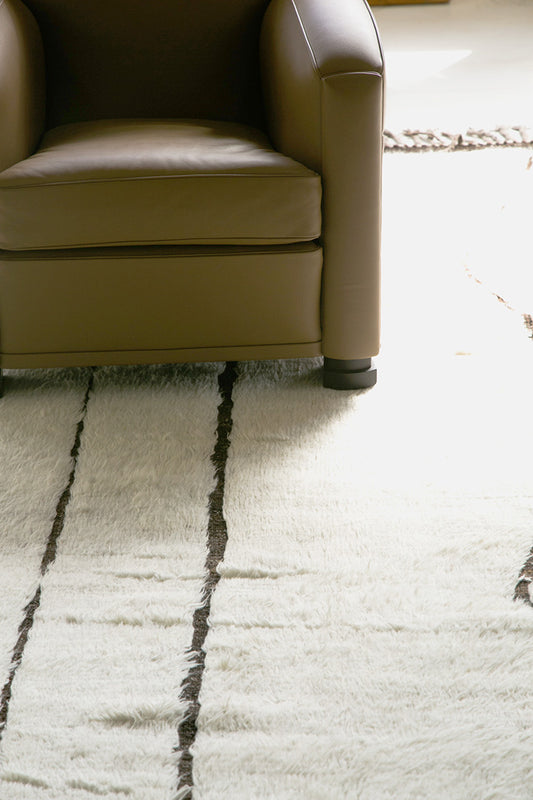 Modern Rug Image 4502 Fuente, Haute Bohemian