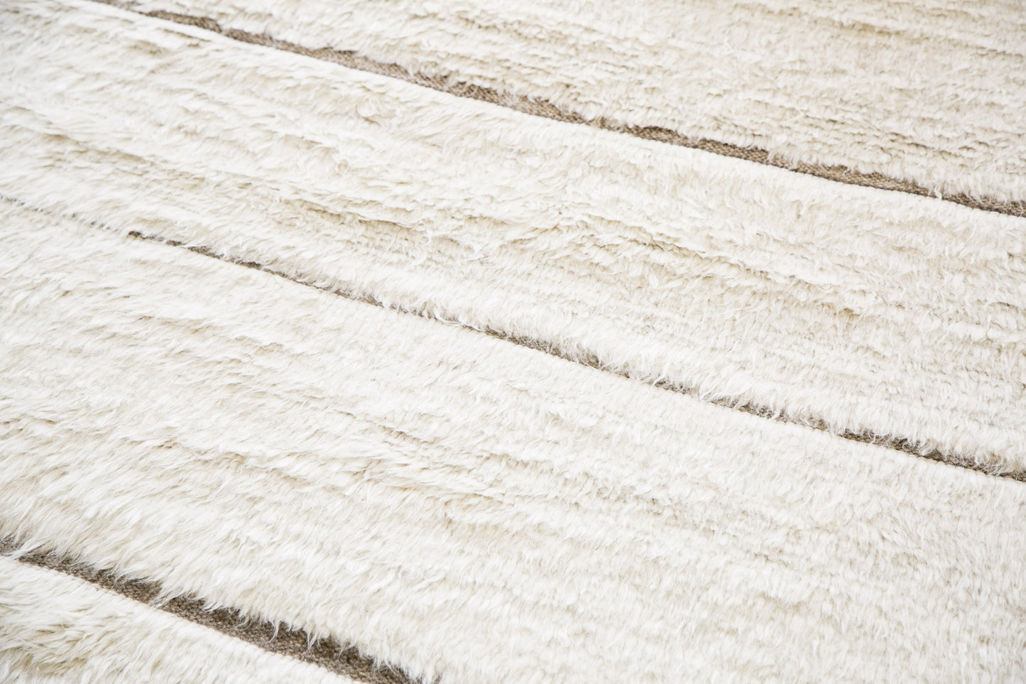 Modern Rug Image 2559 Cierzo, Haute Bohemian