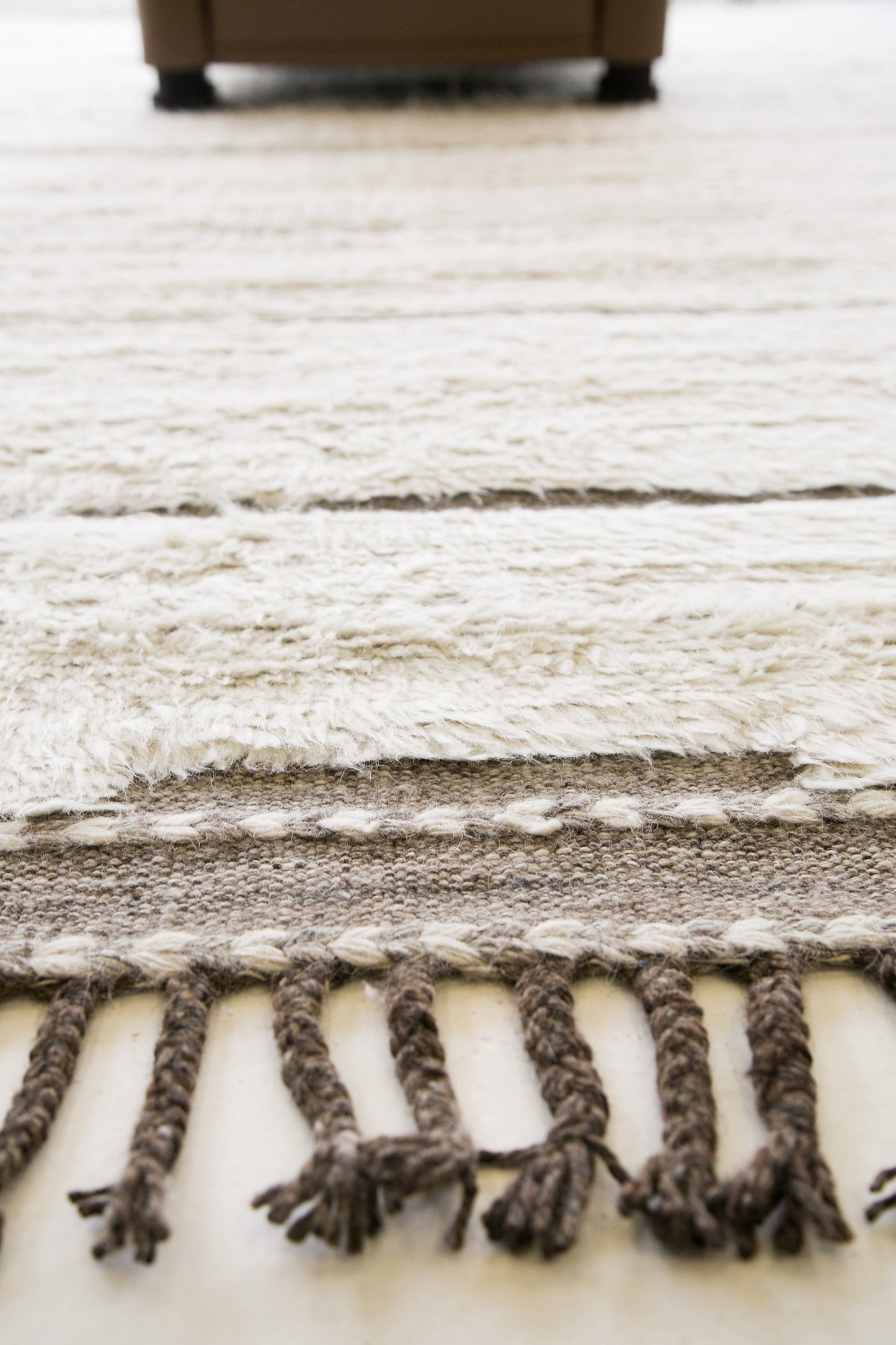 Modern Rug Image 2561 Cierzo, Haute Bohemian