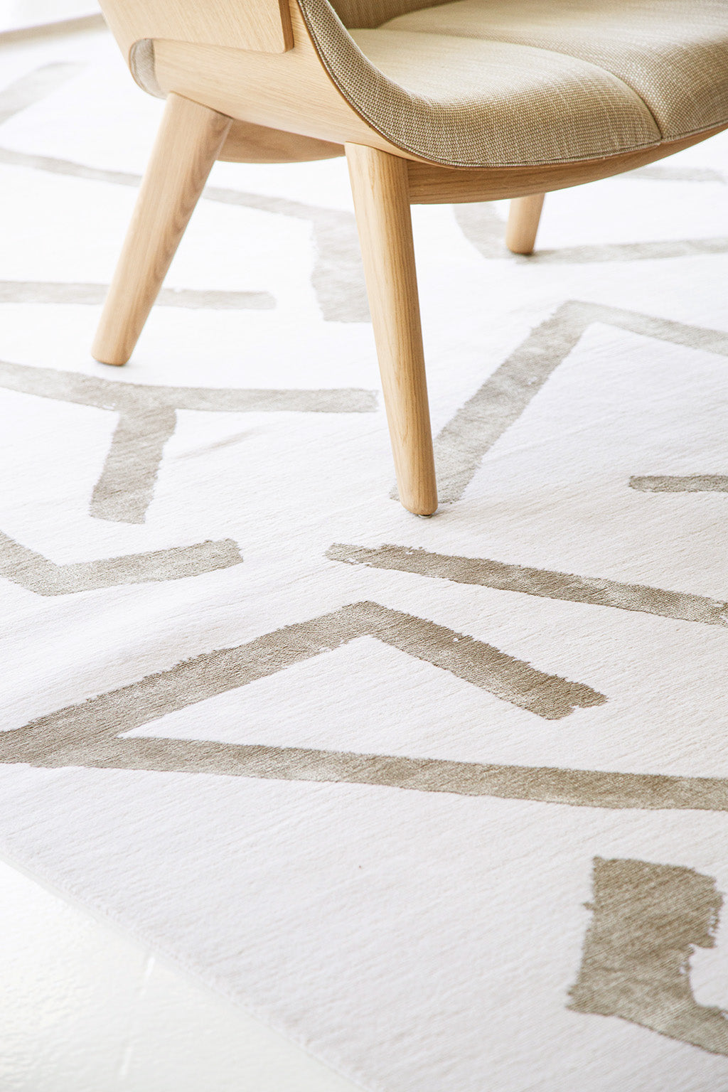 Modern Rug Image 9582 Rhyme or Reason by Liesel Plambeck