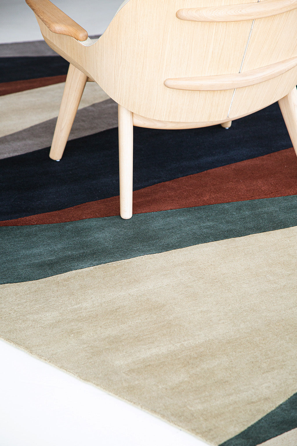 Modern Rug Image 5188 Horizon by Liesel Plambeck