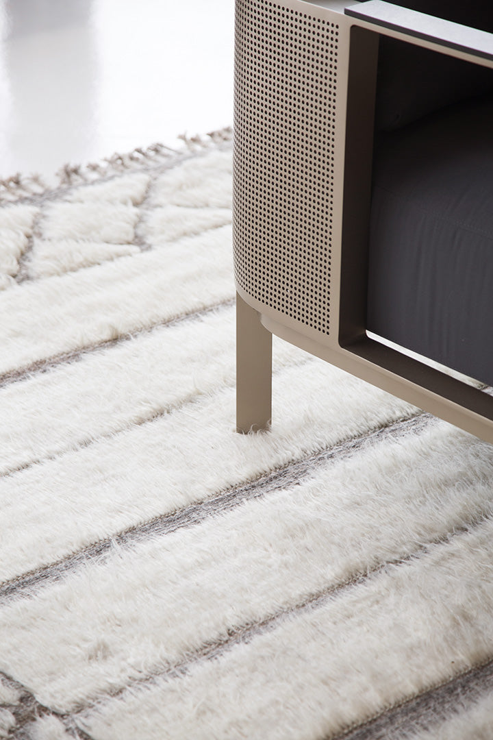 Modern Rug Image 5913 Khamsin, Haute Bohemian