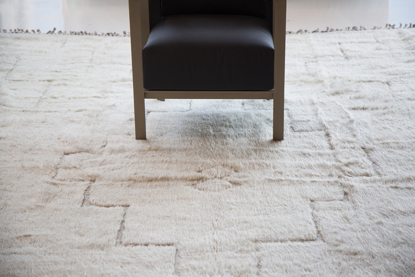 Modern Rug Image 2861 Datoo, Haute Bohemian