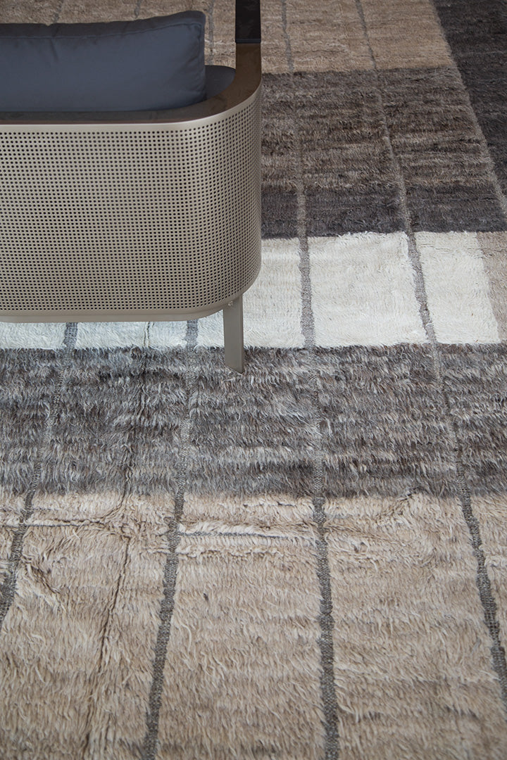 Modern Rug Image 5917 Khazri, Haute Bohemian