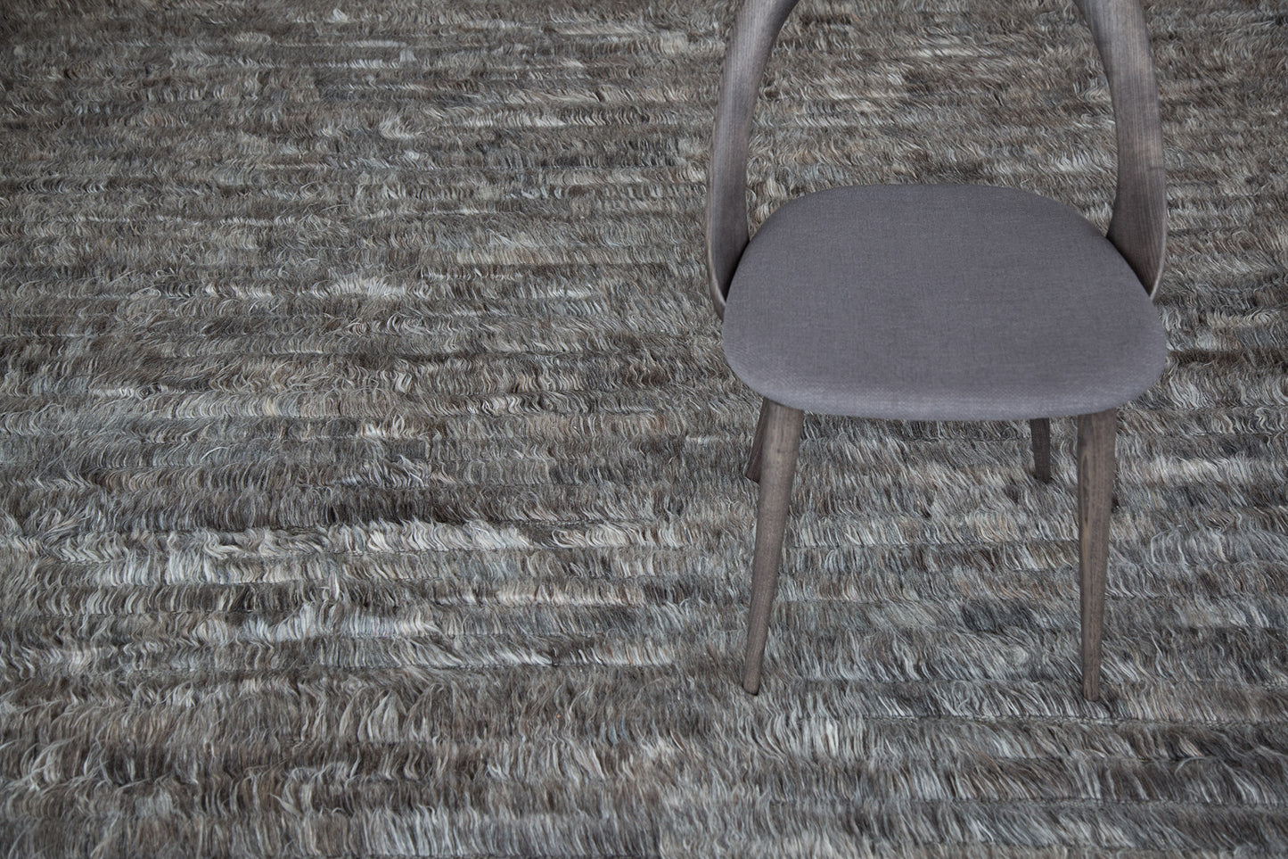 Modern Rug Image 1888 Beshabar, Haute Bohemian