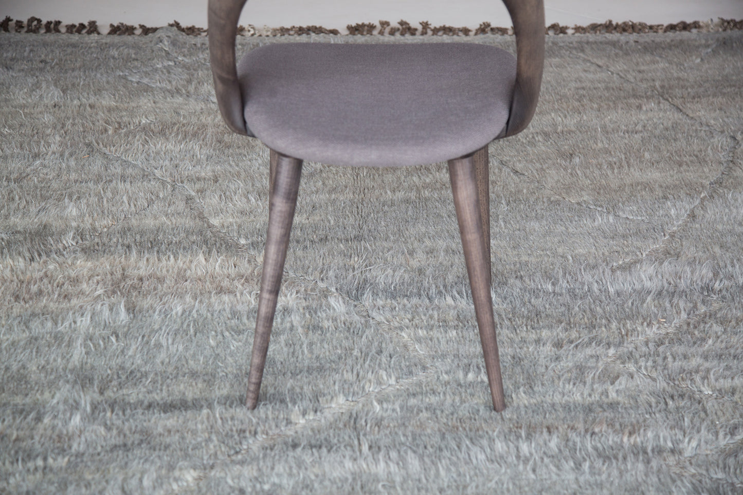 Modern Rug Image 8316 Morus, Atlas Collection